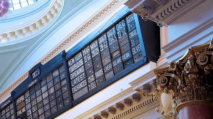 Stock exchange board